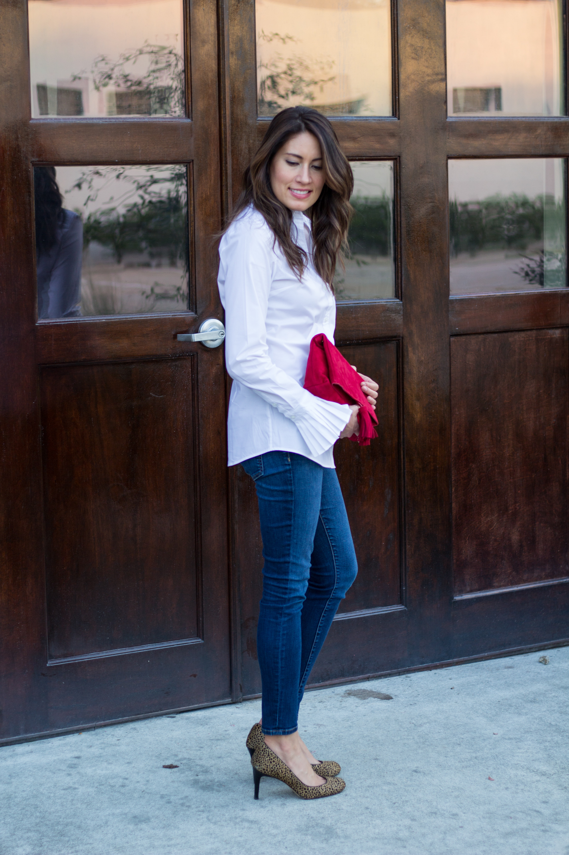 white shirt pleated cuff