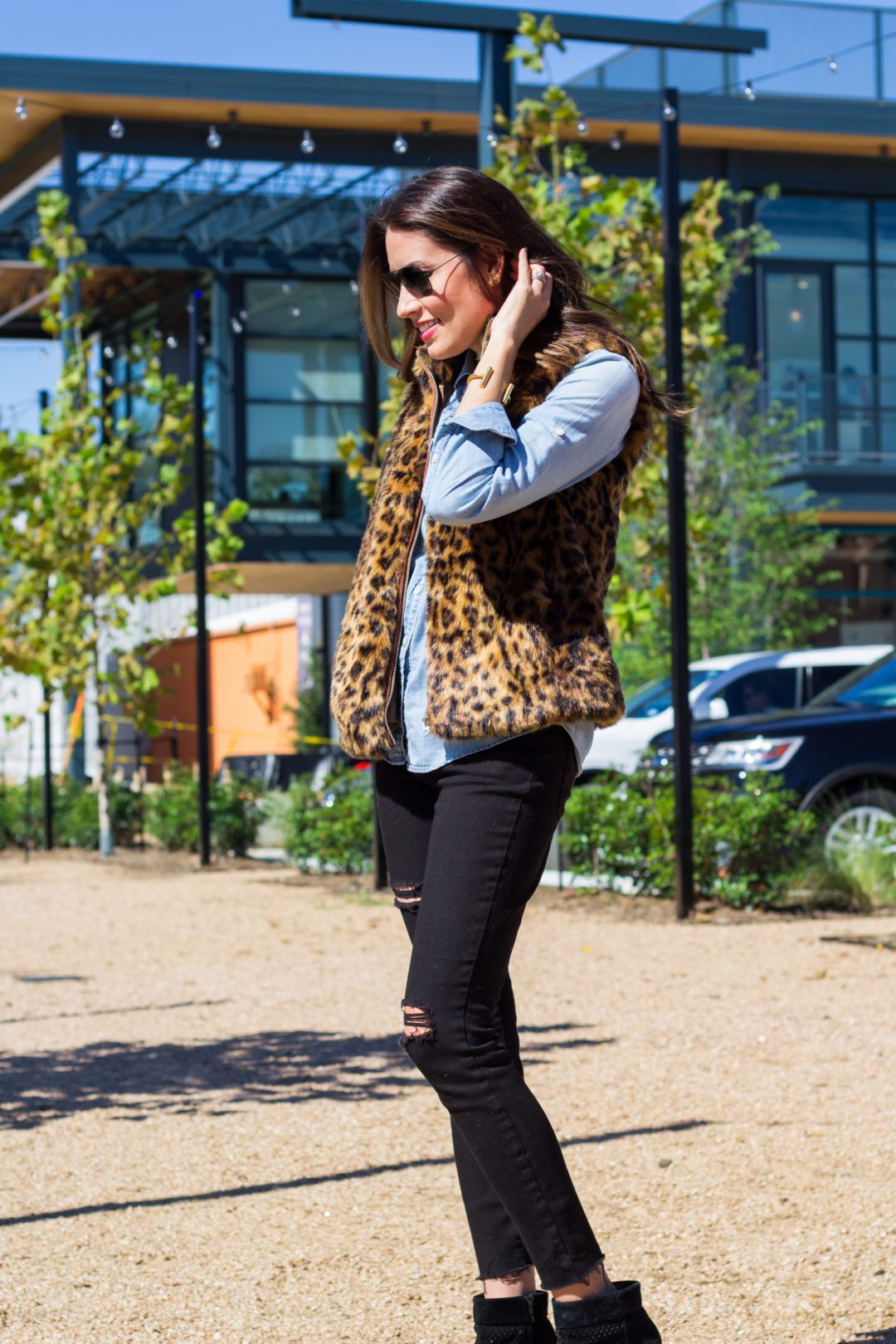 jcrew faux fur vest, leopard, fall style